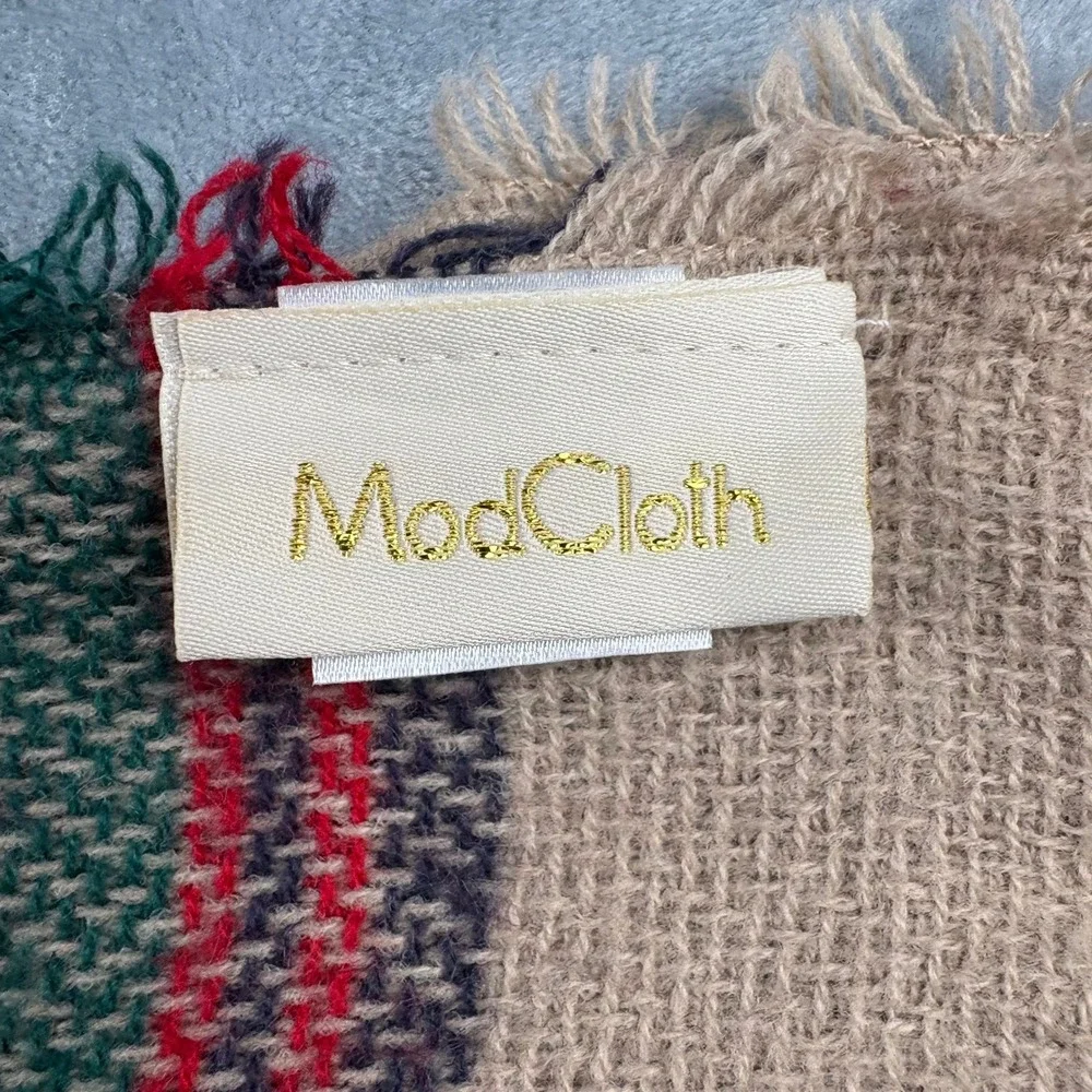 ModCloth Tan Red Green Plaid Blanket Scarf Fringed Square Oversized Cozy‎ Wrap